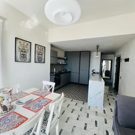 E Mare Αγκριτζέντο
